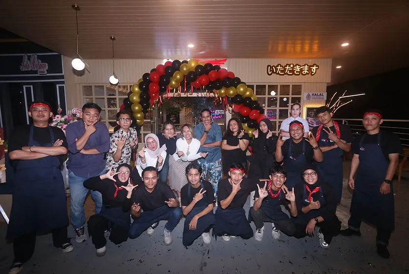 Street Sushi team